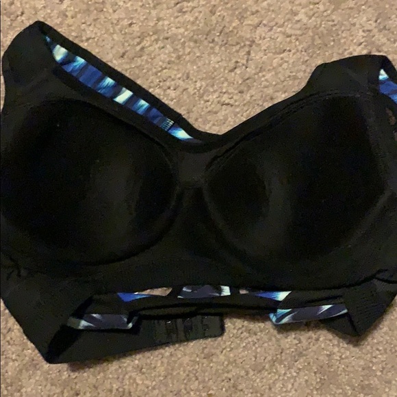 VSX Sport Bra 32C - Picture 4 of 5